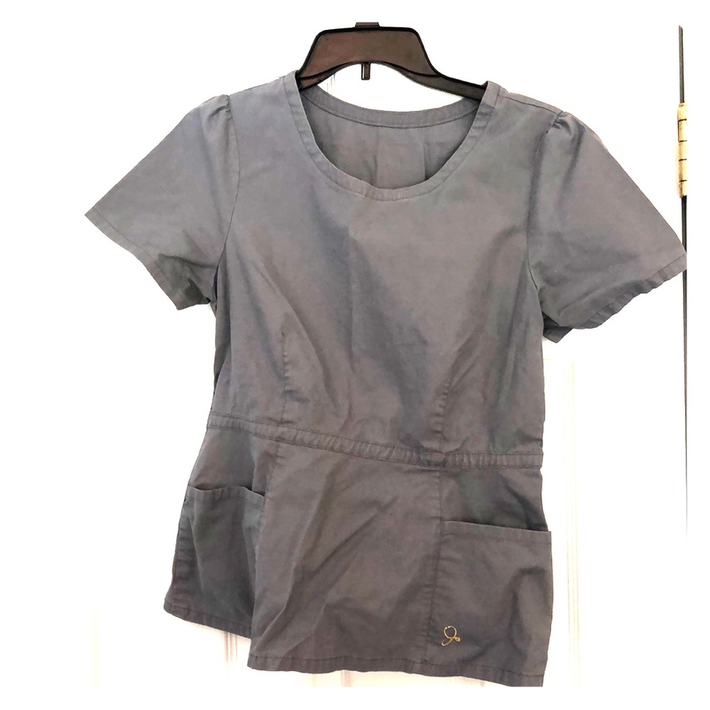 Gray Jaanuu scrub top